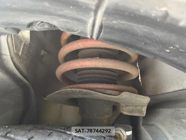Nissan SERENA 2012-04 7224637-19
