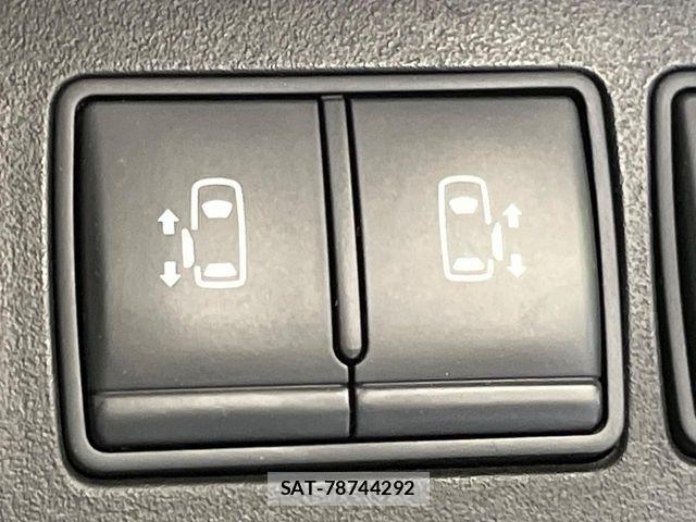 Nissan SERENA 2012-04 7224637-5