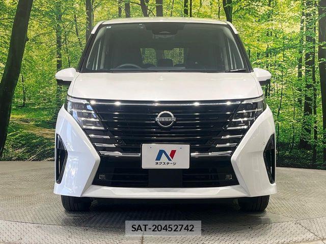 Nissan SERENA 2024-08 7224742-16