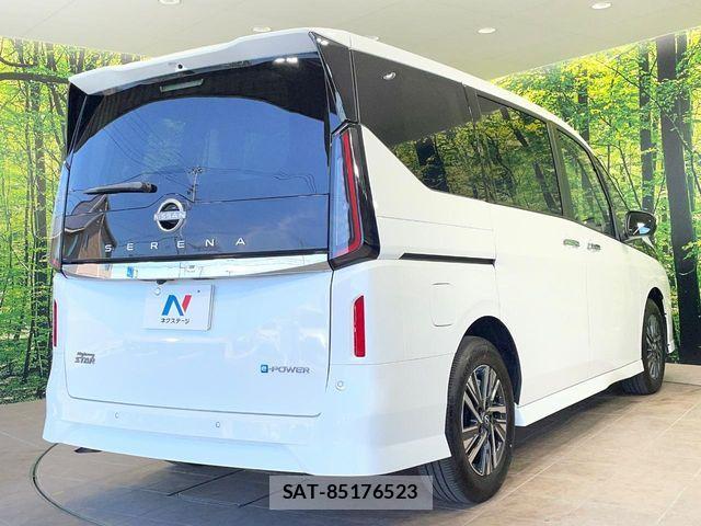 Nissan SERENA 2025-12 7215783-17
