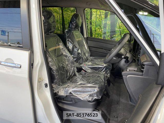 Nissan SERENA 2025-12 7215783-7