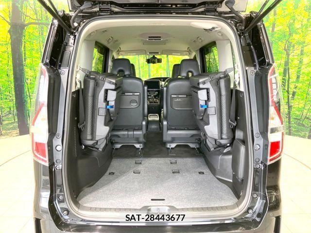 Nissan SERENA 2022-10 7224711-10