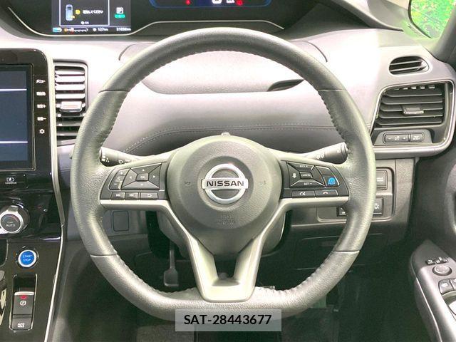 Nissan SERENA 2022-10 7224711-11