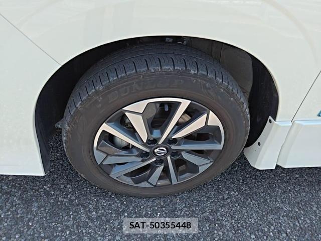 Nissan SERENA 2022-02 7224700-11