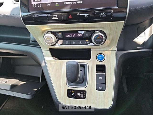 Nissan SERENA 2022-02 7224700-17