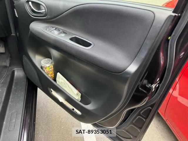 Nissan SERENA 2012-01 7224629-15