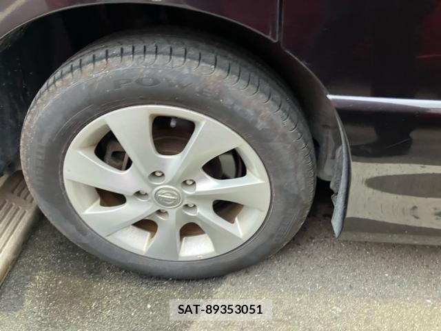 Nissan SERENA 2012-01 7224629-6