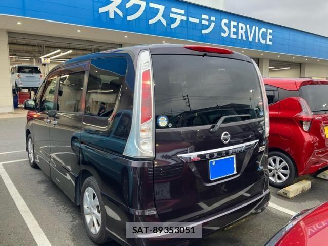 Nissan SERENA 2012-01 7224629-8