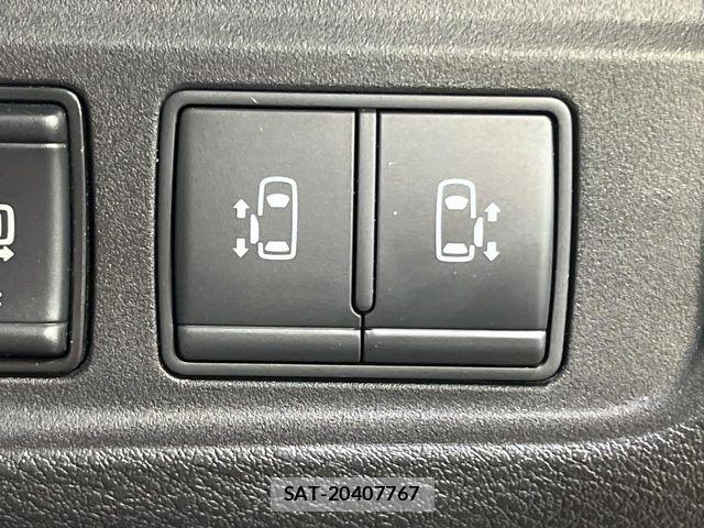 Nissan SERENA 2021-09 7215908-5