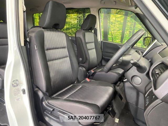 Nissan SERENA 2021-09 7215908-7