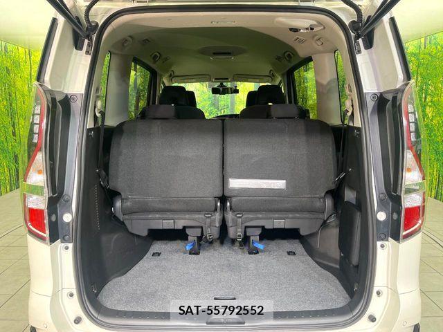 Nissan SERENA 2022-10 7224715-10