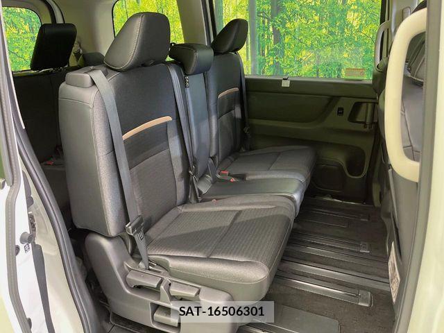 Nissan SERENA 2023-05 7224731-8