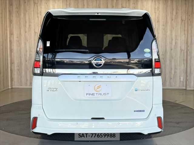 Nissan SERENA 2019-04 7224660-22
