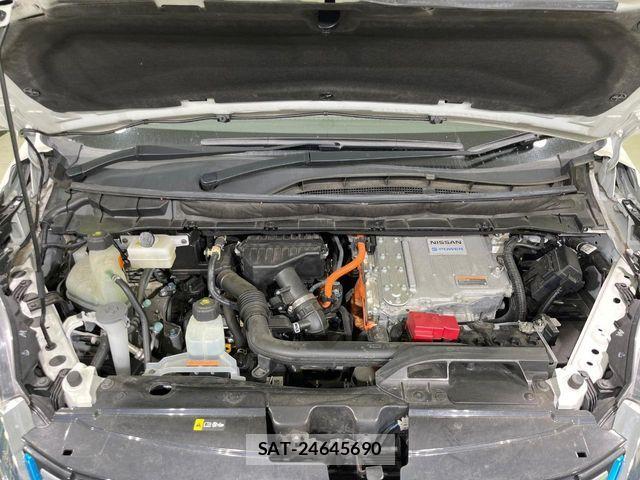 Nissan SERENA 2022-03 7224703-18