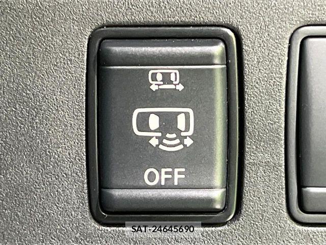 Nissan SERENA 2022-03 7224703-6