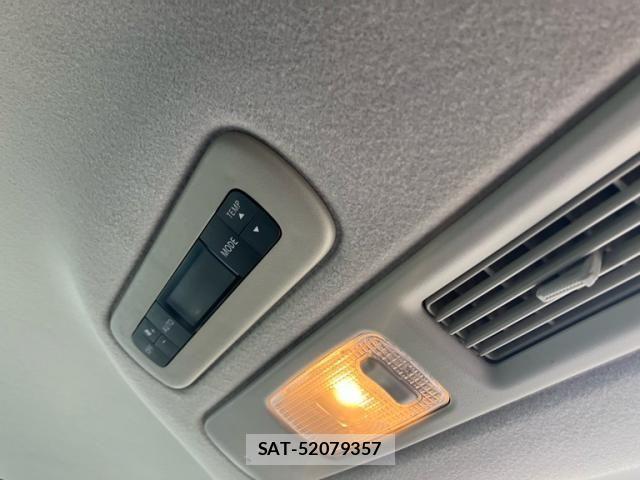 Nissan SERENA 2011-09 7224624-12