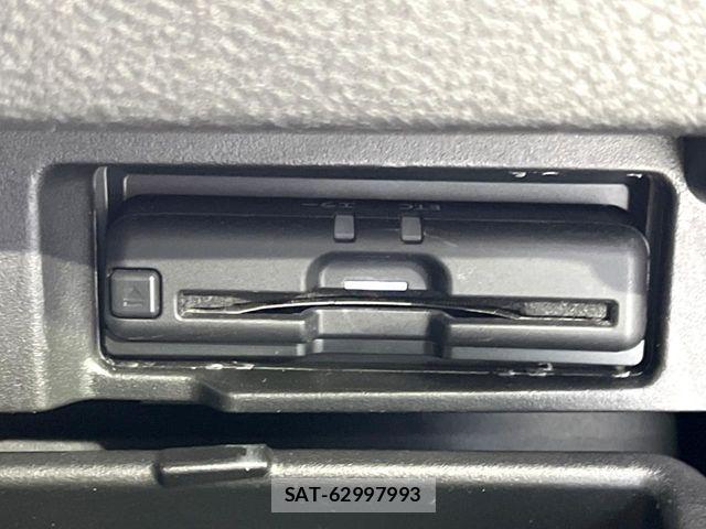 Nissan SERENA 2019-08 7224659-5