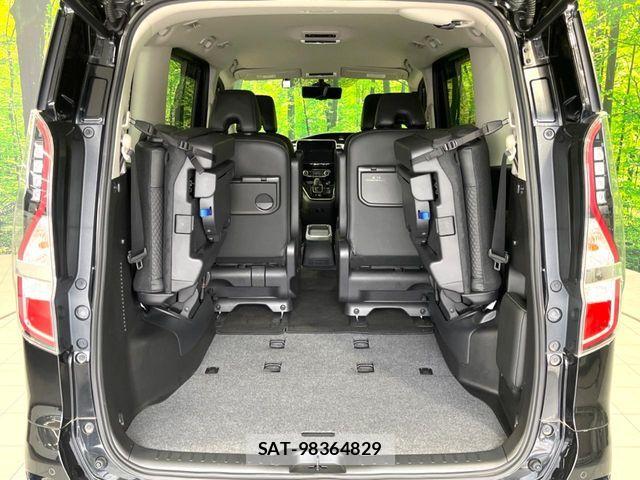 Nissan SERENA 2020-09 7218283-10
