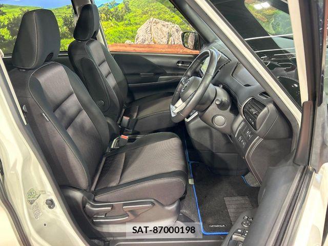 Nissan SERENA 2018-03 7224643-7