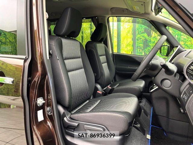 Nissan SERENA 2022-05 7224708-8