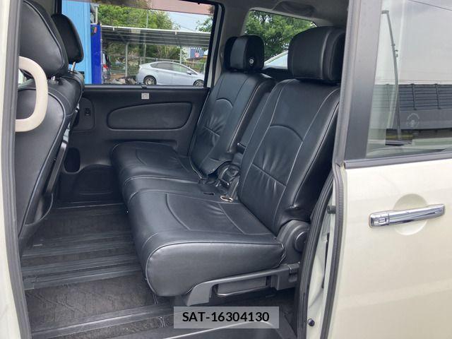 Nissan SERENA 2012-03 7224633-4