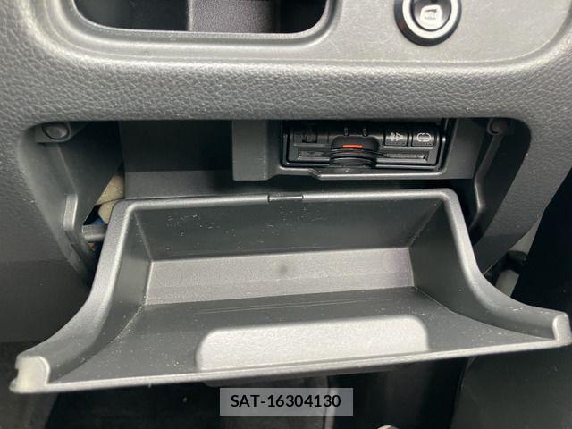 Nissan SERENA 2012-03 7224633-7