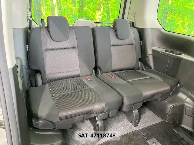 Nissan SERENA 2018-03 7224641-9