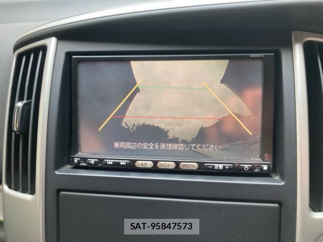 Nissan SERENA 2010-02 7224610-10