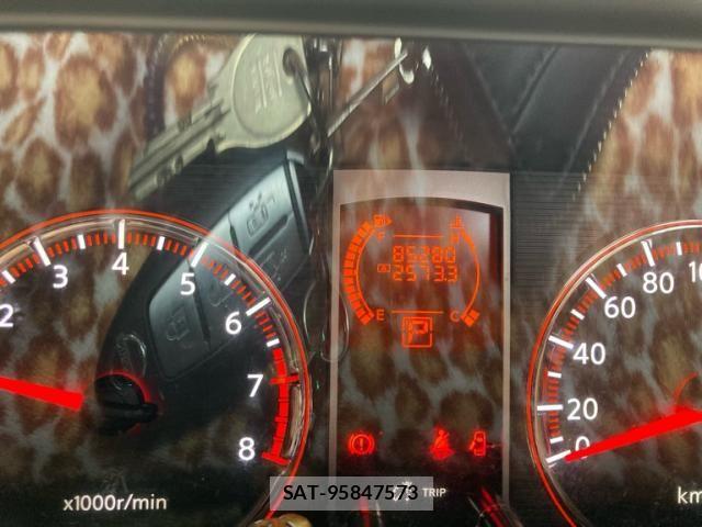 Nissan SERENA 2010-02 7224610-12