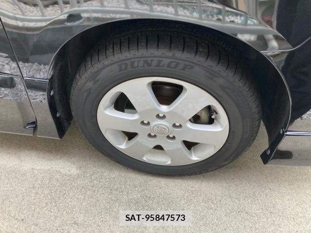 Nissan SERENA 2010-02 7224610-4