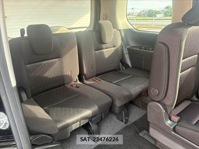 Nissan SERENA 2018-12 7224646-20
