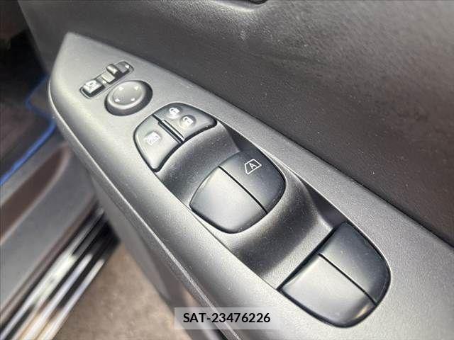 Nissan SERENA 2018-12 7224646-23