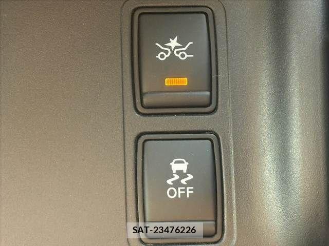 Nissan SERENA 2018-12 7224646-27