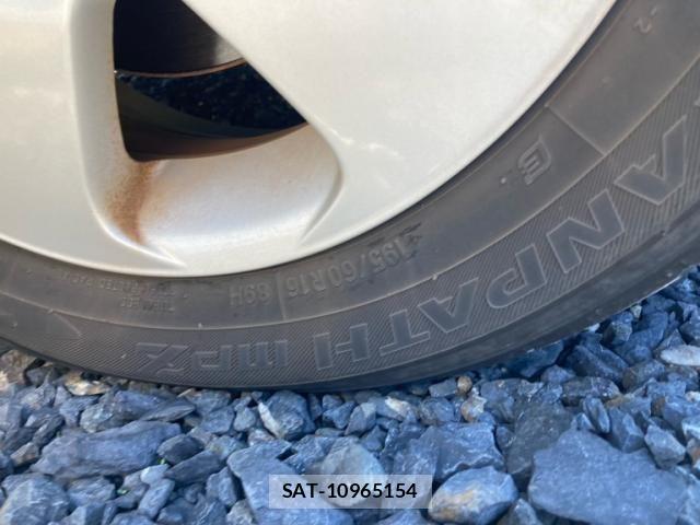 Nissan SERENA 2010-08 7252237-4