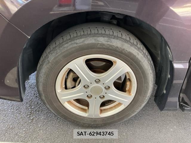 Nissan SERENA 2011-08 7252241-13