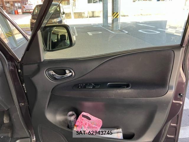 Nissan SERENA 2011-08 7252241-15