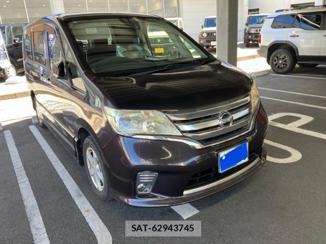Nissan SERENA 2011-08 7252241-2