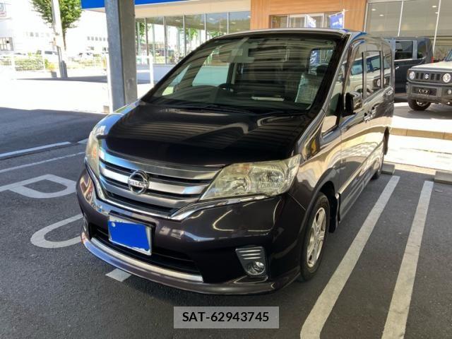 Nissan SERENA 2011-08 7252241-3