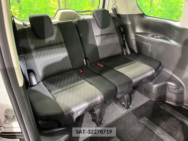 Nissan SERENA 2021-11 7252221-8