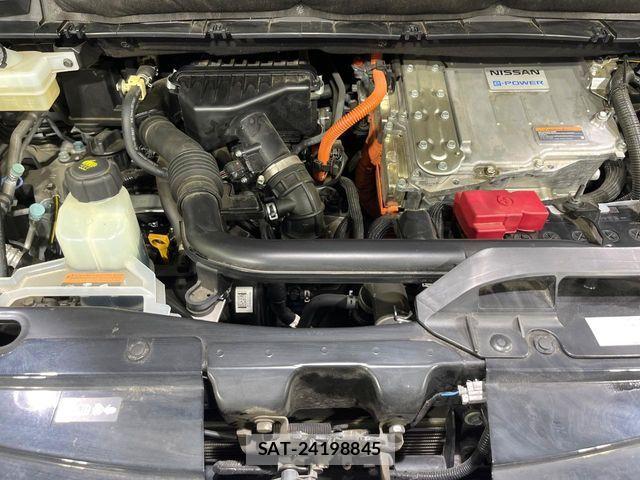 Nissan SERENA 2021-04 7252220-17