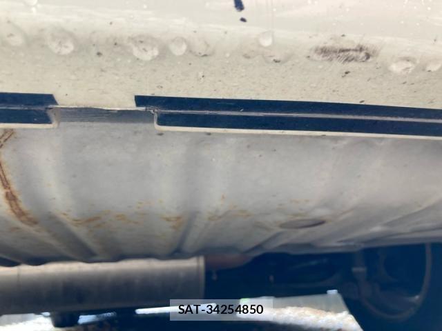 Nissan SERENA 2010-03 7252233-12