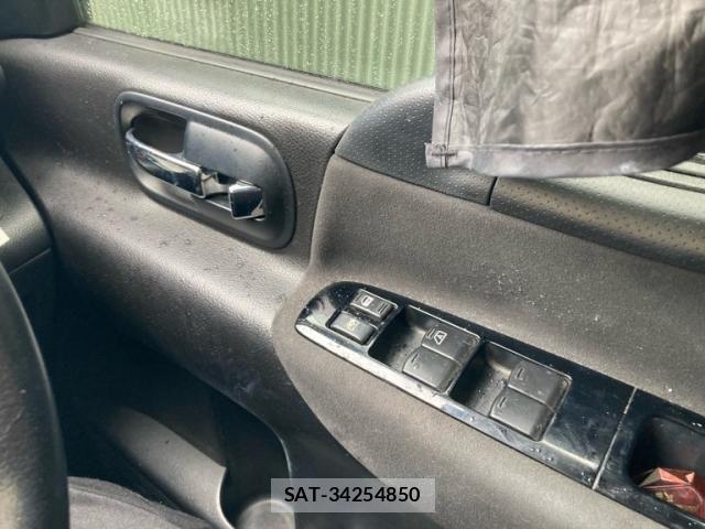 Nissan SERENA 2010-03 7252233-16