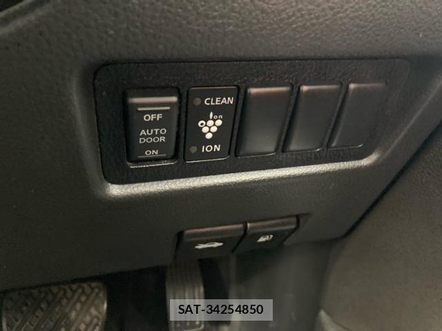 Nissan SERENA 2010-03 7252233-17