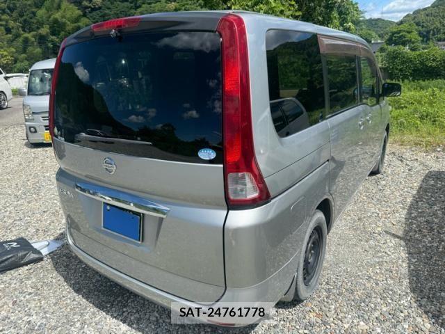 Nissan SERENA 2007-03 7252235-3