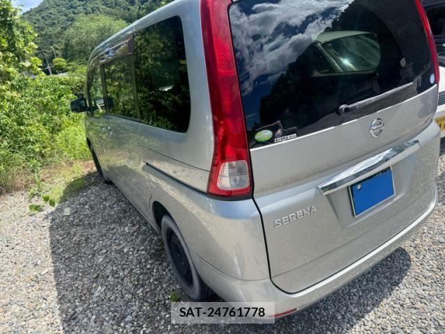 Nissan SERENA 2007-03 7252235-4