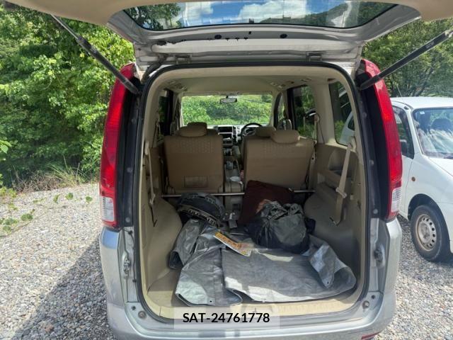 Nissan SERENA 2007-03 7252235-6