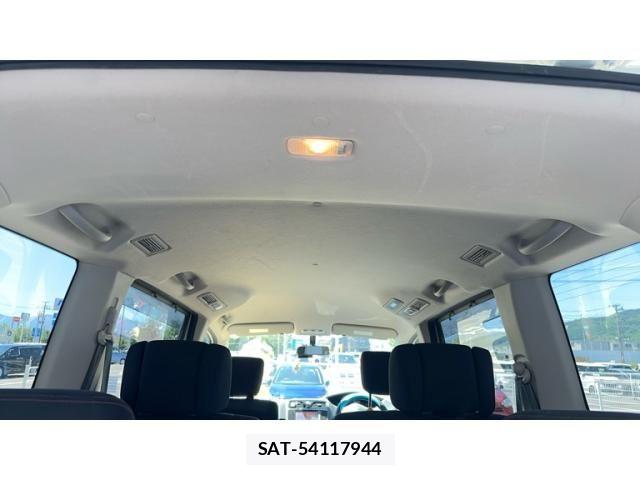 Nissan SERENA 2012-05 7252245-12