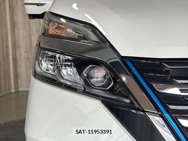 Nissan SERENA 2021-08 7252230-26