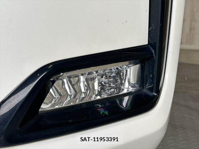 Nissan SERENA 2021-08 7252230-27