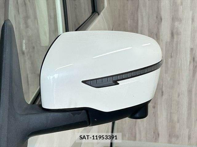 Nissan SERENA 2021-08 7252230-29